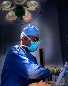 Dr. Salomon of Miami Performs a Full Facial Rejuvenation on a Patient